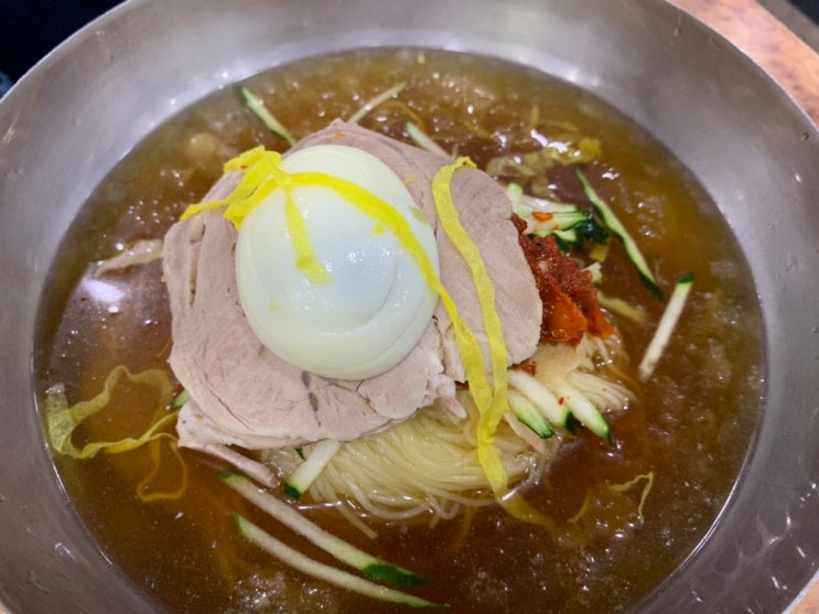  여름에 자주 생각나는 밀면, 부산 서면 춘하추동 밀면 :)