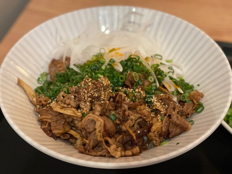  [서울 영등포] 주민이 추천하는 영등포구청역 덮밥 맛집 :: '온포식당' (항정살차슈덮밥 / 우삼겹덮밥)