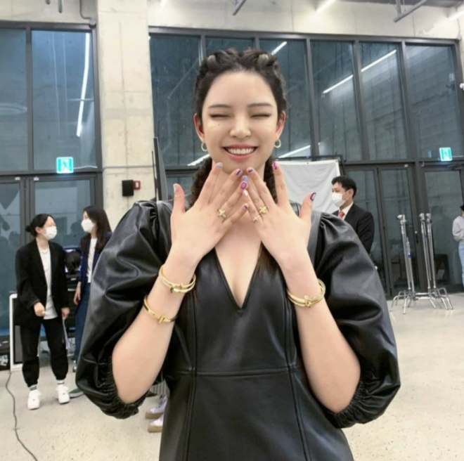 가상 인간 로지 _ AI 기술의 발전
