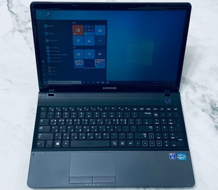 잘팔리는 삼성전자 노트북 NT300E5X-AD5S 중고노트북 ··· 잘팔리는 삼성전자 노트북 NT300E5X-AD5S 중고노트북 ···