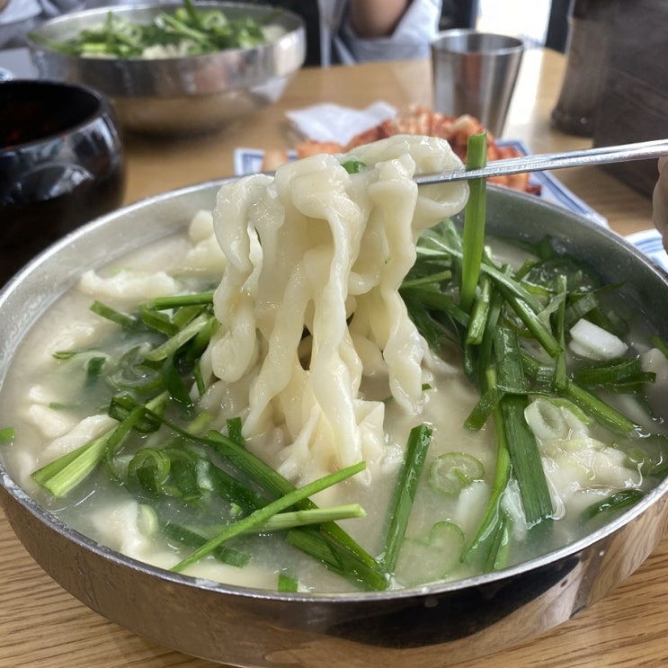  [구리 잉꼬칼국수] 얼마나 잘되면 확장이전까지한 구리 칼국수맛집