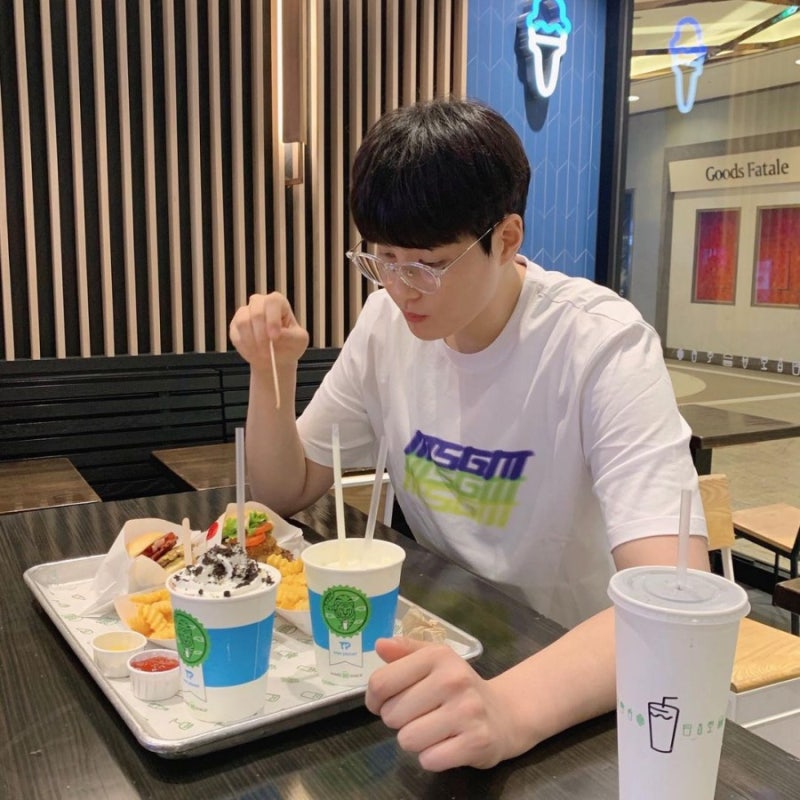 IBK 기업은행 배구선수 여자배구 김희진 인스타그램 셀카 고화질 사진 모음