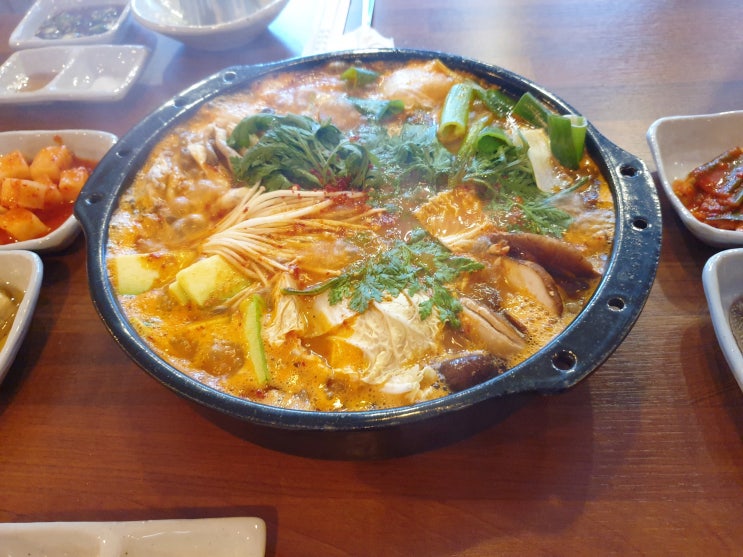  강남구청역 맛집 신선양곱창 특별했던 곱창전골! 압구정로데오맛집