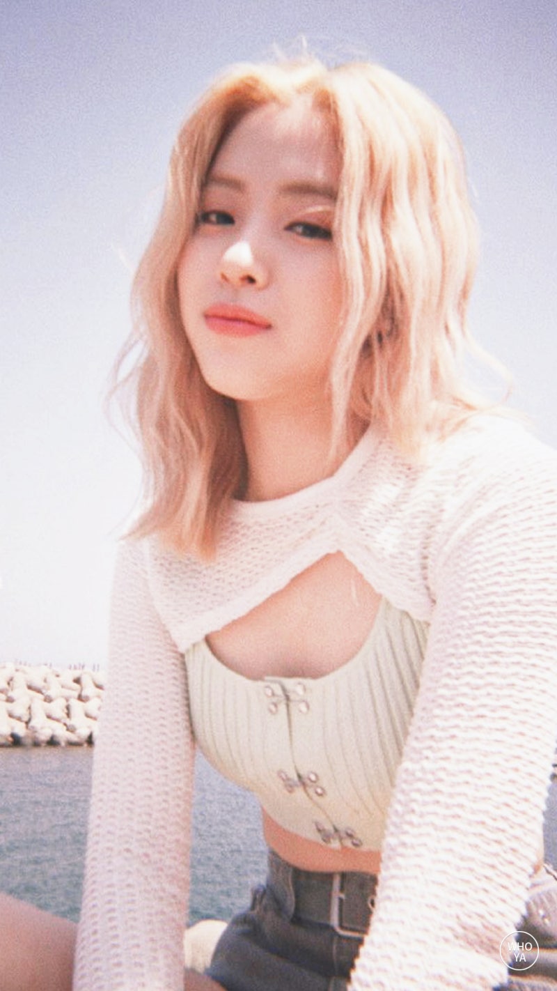 있지(Itzy) 류진 고화질 배경화면 / 류진 사복 일상 사진 : 네이버 블로그