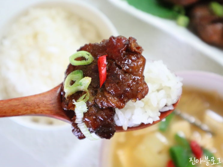  맛있는 국내산돼지갈비 내맘을훔친고기