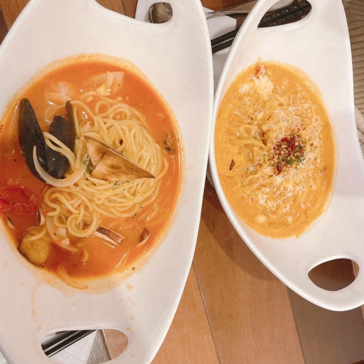  안녕하세요!! 최애 니뽕내뽕 맵크뽕 후기~~~!! 정말 맛있지만 매워서 혼났네요ㅠㅠ