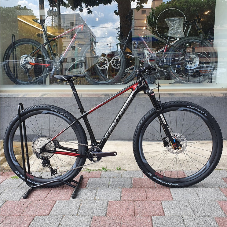  2021년 엘파마 판타시아 S29 8300 XT 12단 MTB 자전거 시마노XT 디티스위스 셀레 산악 추천