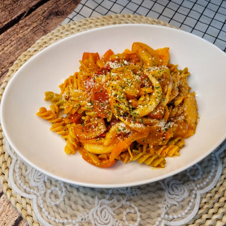 푸실리 토마토 냉파스타 만들기(푸실리 삶기), 더운 여름에 시원한 파스타!