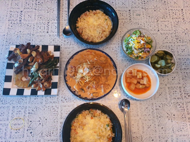  입맛 없을 때 1인분 씩 챙겨 먹기 좋은 청정원 호밍스 볶음밥