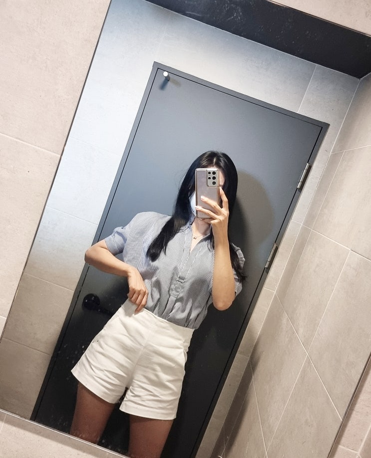 여자 흰반바지 깔끔한 코디의 하이웨스트 A라인 정장 반바지 여자 흰반바지 깔끔한 코디의 하이웨스트 A라인 정장 반바지