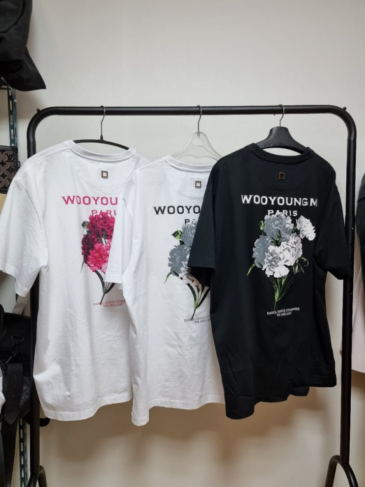  [우영미] WOOYOUNGMI PARIS 플라워 백로고 티셔츠 리얼 리뷰(발색+일반)