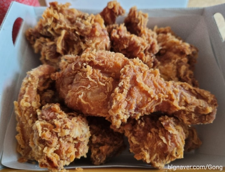  BBQ 핫크리스피치킨 반마리+황금알치즈볼