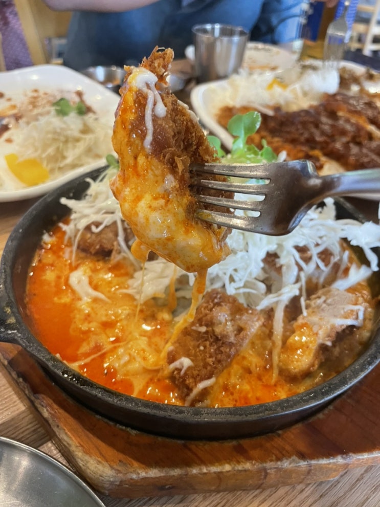  안양 맛집 돈까스가 땡길 때는 홍익 돈까스 ! | 안양 가족식사 | 유아동반 | 안양 가볼만한곳 | 돈까스 맛집 | 안양 돈까쓰 | 안양 모임 식사