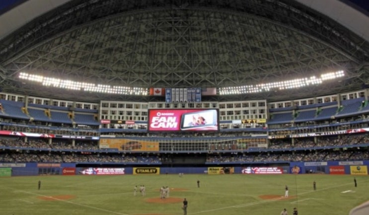 MLB 메이저리그 미국프로야구 캐나다 로저스센터 홈 개막전 토론토블루제이스 vs 캔자스시티로열스 시카고화이트삭스 vs 클리블랜드인디언스 애틀랜타브레이브스 vs 밀워키브루어스 MLB 메이저리그 미국프로야구 캐나다 로저스센터 홈 개막전 토론토블루제이스 vs 캔자스시티로열스 시카고화이트삭스 vs 클리블랜드인디언스 애틀랜타브레이브스 vs 밀워키브루어스