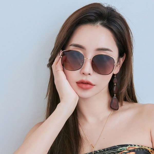 요즘 인기있는 멜라크메 스퀘어 빅사이즈 브라운 선글라스 ··· 요즘 인기있는 멜라크메 스퀘어 빅사이즈 브라운 선글라스 ···