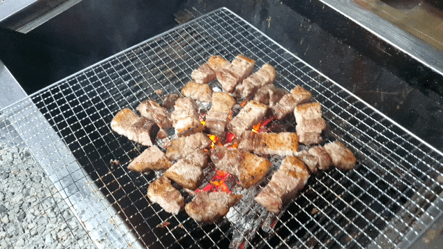  107steakhouse 스테이크하우스 고메 프리미엄 삼겹 스테이크 고메프리미엄양갈비도 판매합니다!