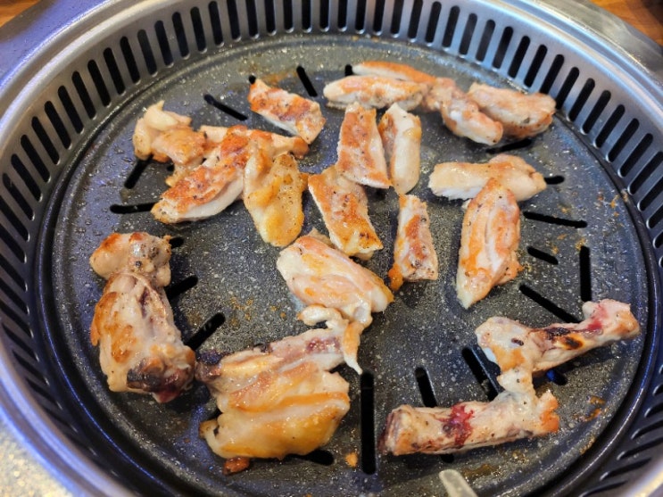 여러 닭갈비를 무한으로? 사계진미 - 내돈내산 솔직리뷰 여러 닭갈비를 무한으로? 사계진미 - 내돈내산 솔직리뷰