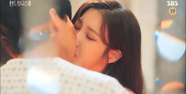 펜트하우스 시즌3 8회/8화 금요일드라마 리뷰 & 감상평 : 심수련과 로건리의 재회 & 키스 : 9회/9화 예고편 펜터하우스3 팬터하우스3 방송시간, 14부작으로~~ 펜트하우스 시즌3 8회/8화 금요일드라마 리뷰 & 감상평 : 심수련과 로건리의 재회 & 키스 : 9회/9화 예고편 펜터하우스3 팬터하우스3 방송시간, 14부작으로~~