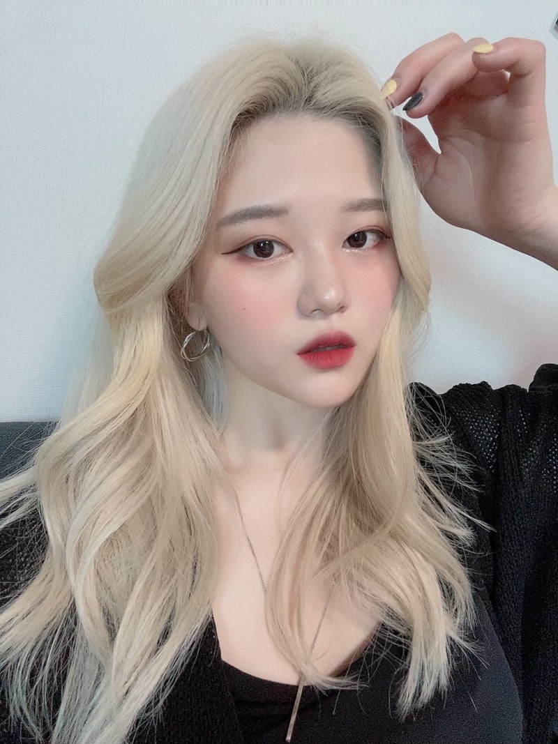 슈바츠코프 탈색약으로 탈색하고 보색샴푸 만! 한 머리 색감