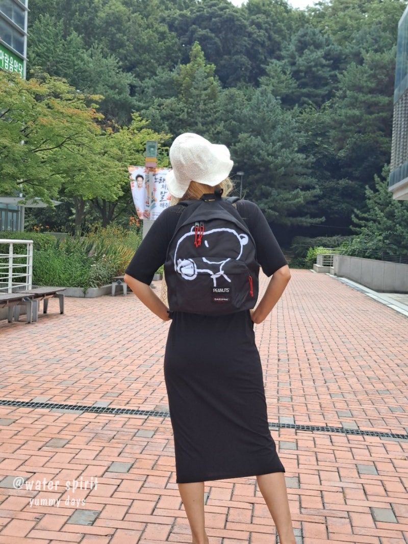 이스트팩 콜라보 스누피 한정판이라 더 사랑스러워