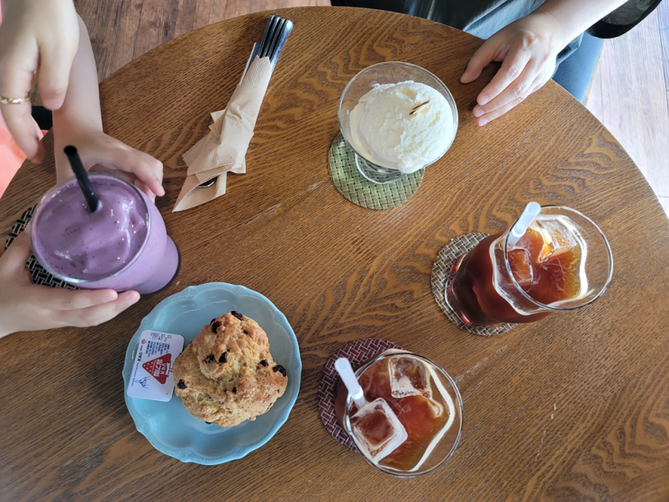  산본 추천하는 무료리필 커피 전문점 Cafe(카페)