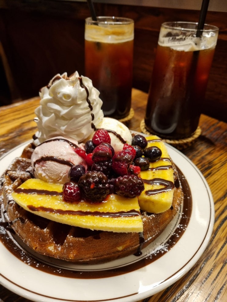  안양일번가 카페_[소사이어티 카페] 비주얼 쩌는 와플 맛집
