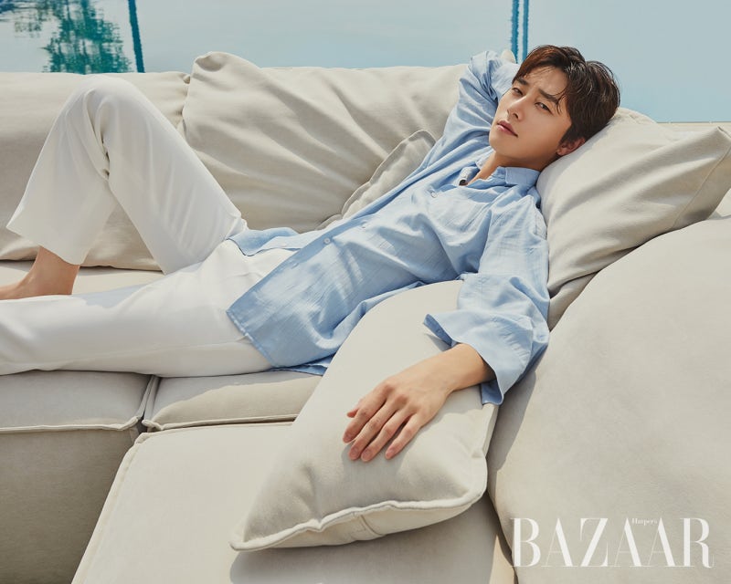 Essa Official Mall Renewal: Park Seo-joon's Havana Fabric Sofa - Must-Have!