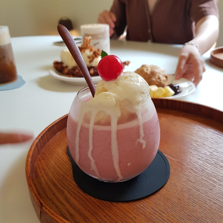  수원역 필커피 맛있어요