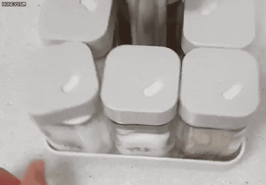 양념통추천 무쉬 글래스 회전 양념통 선반 세트