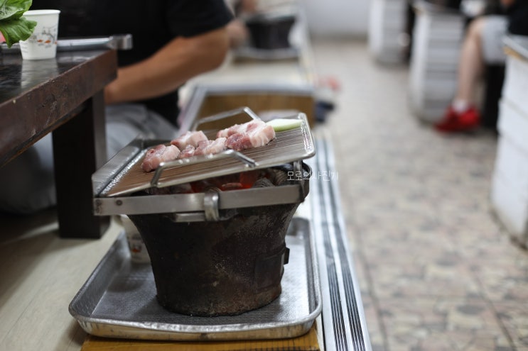 맛집 포스 가득 : 광주근교 삼겹살 맛집 영암 금동숯불구이식육식당