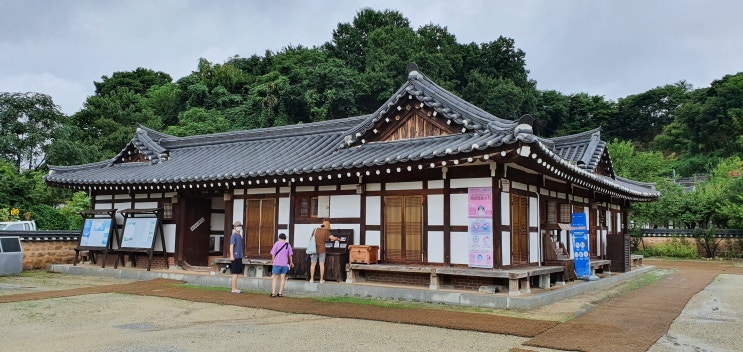  전주 동헌, 청연루, 전동성당