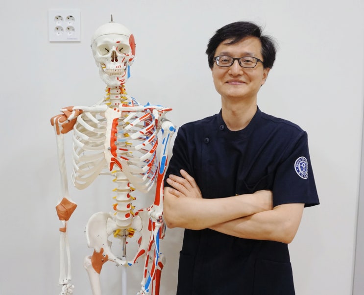  세곡동정형외과? 오십견 의심된다면 당장 OO하세요