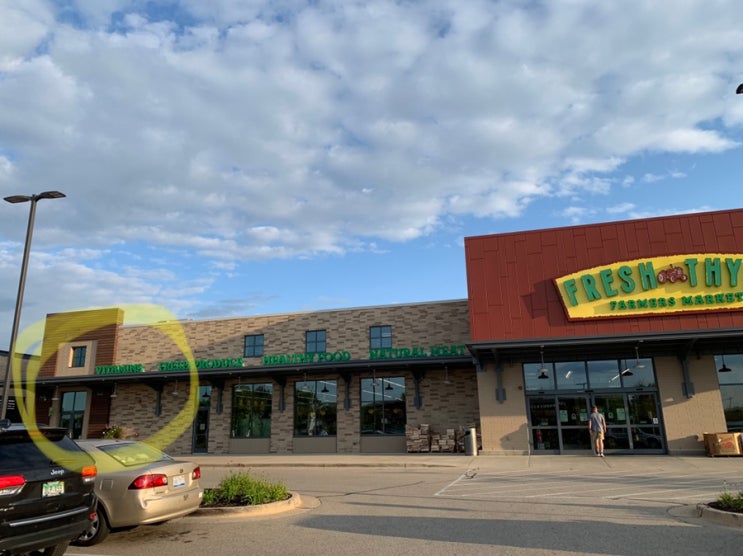 슬기로운 미국 생활 캔 재활용하고 돈 받아오기 Fresh Thyme Market 슬기로운 미국 생활 캔 재활용하고 돈 받아오기 Fresh Thyme Market