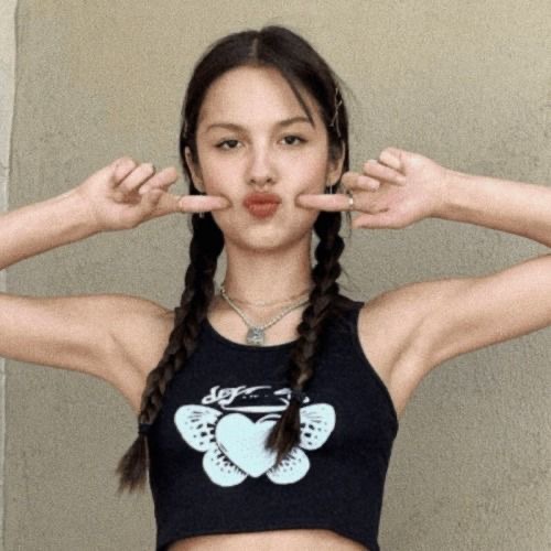  #02 Olivia Rodrigo outfit /   노래 추천