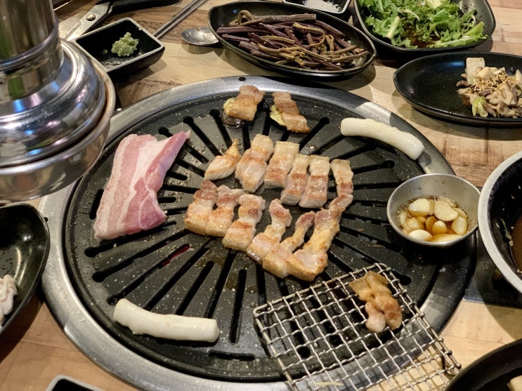 [창원맛집] 천일식육식당 (흑돼지 한판, 비빔냉면)