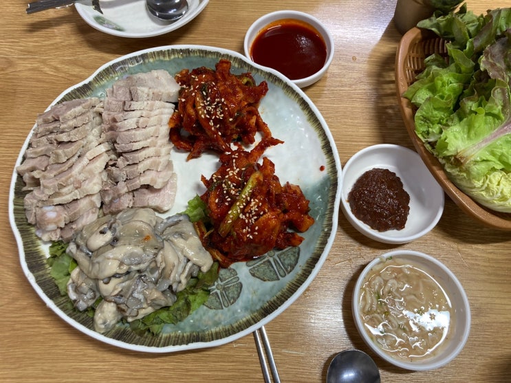  종로 굴보쌈 맛집 삼해집 종로점 feat. 감자탕 서비스