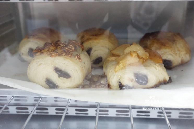  홈카페 디저트 프리미엄 어린이 간식 달콤한 초코 루빵 뺑오쇼콜라