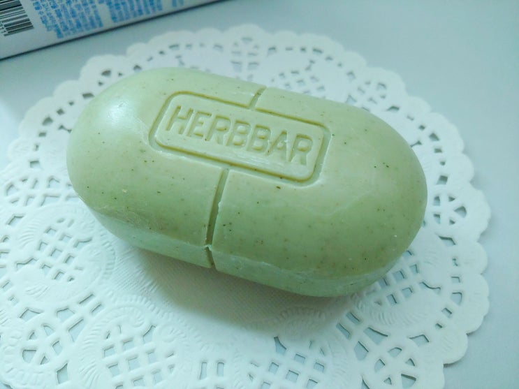 어성초비누 마스크트러블 잠재우는  허브마사지바 올인원 알약비누