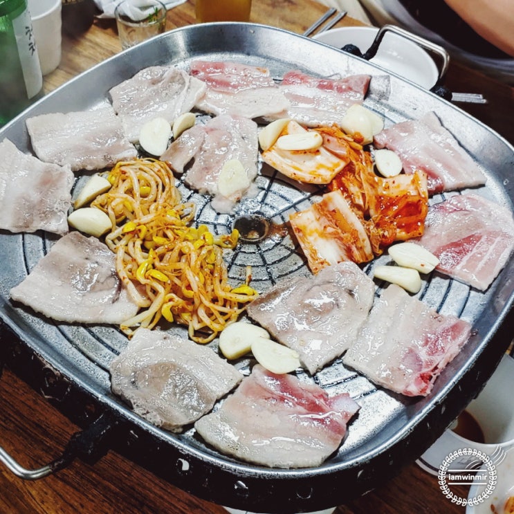 신림동 / 신림역 냉삼겹 전주식당