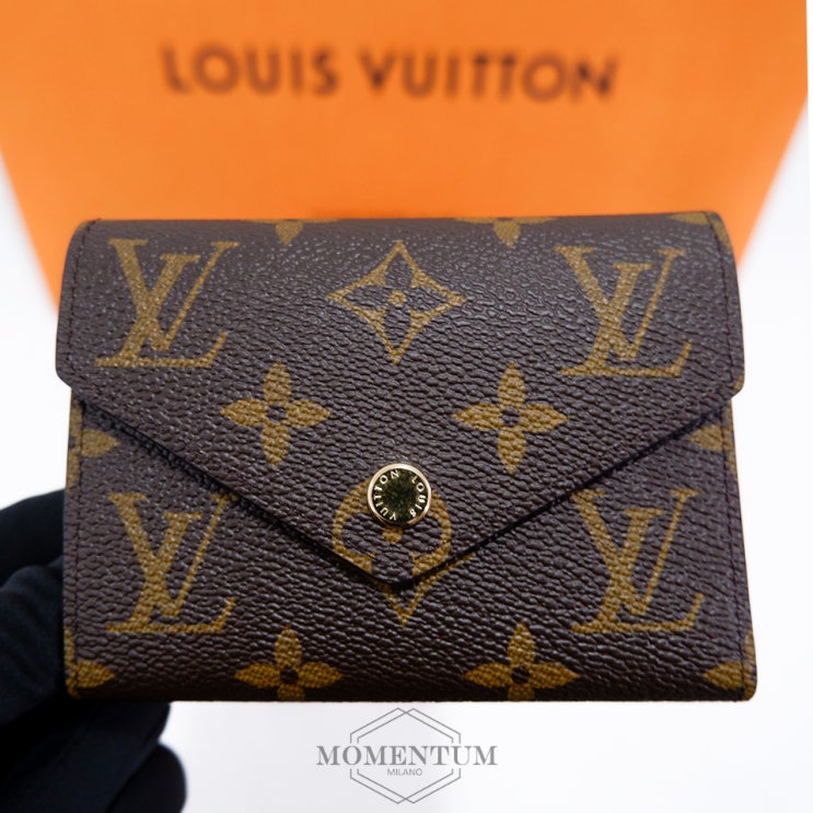  루이비통 빅토린 월릿 Victorine Wallet 모노그램 M62472 김천 고객님께 발송 되었습니다