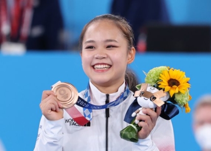 <b>올림픽</b> 여서정 기계<b>체조</b> 여자... 마루 <b>김한솔</b> 류성현 금메달... 