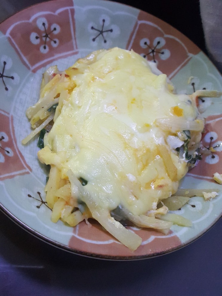  건강하고 간단한 아침식사로 딱인 감자 요리 [감자 오믈렛]