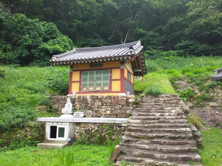  강화도 유일의 비구니 사찰.  천년고찰 청련사(靑蓮寺)