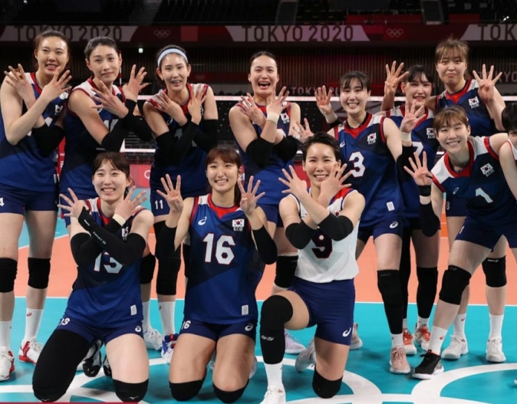  도쿄올림픽 여자배구 4강 진출. 세계랭킹 4위 터키를 상대로 3-2 풀접전 끝에 준결승 진출. 김연경 28득점