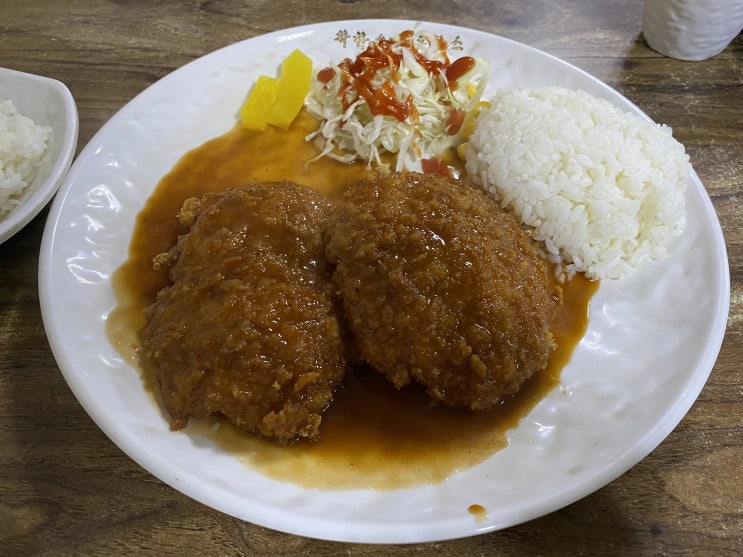  가격에 반하고 맛에 반한 석촌 착한 수제 돈까스 기사식당 생생후기