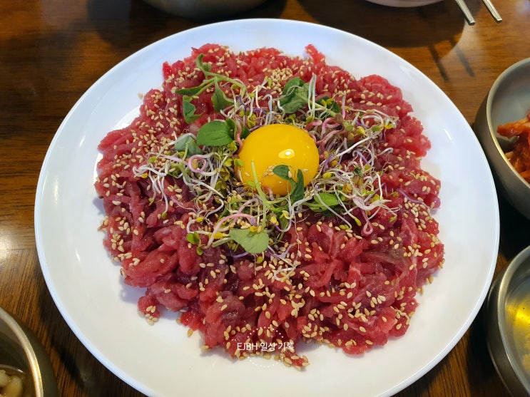  종로 5가 맛집 / 진주육회 3호점 육회비빔밥, 육개장 든든한 한끼 :)