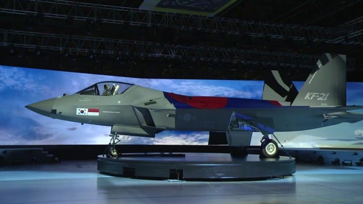 우리나라 KF-21과 중공군 J-10B/C 우리나라 KF-21과 중공군 J-10B/C