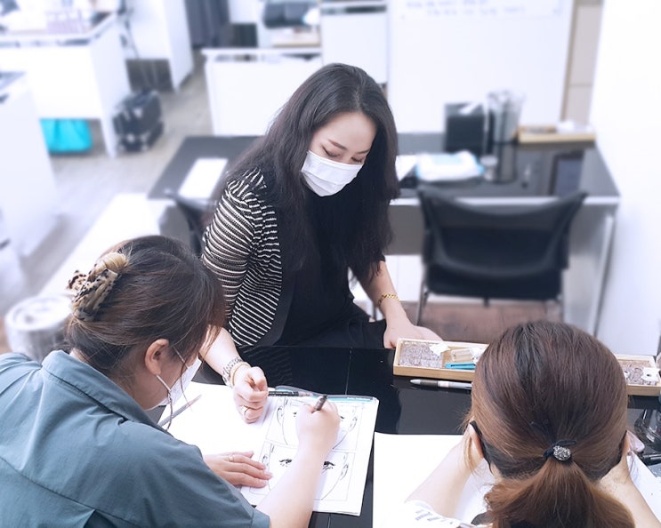  반영구화장수강료 가격비교는 재수강 초례