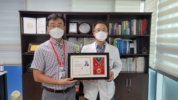  [창원마산 척추관절 디스크 365병원] 강명상 365병원장, 적십자 회원유공자 명예장(포장증) 수여