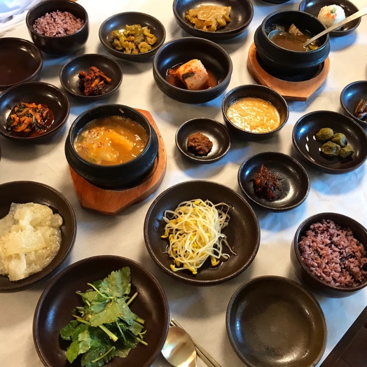  서일농원 한정식 솔리 : 한정식 맛집 • 수요미식회 • 부모님, 상견례 추천